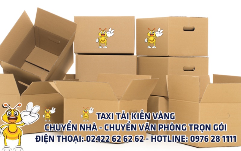 Hình ảnh thùng carton có logo của công ty được thiết kế dành riêng cho việc chuyển văn phòng trọn gói Kiến Vàng