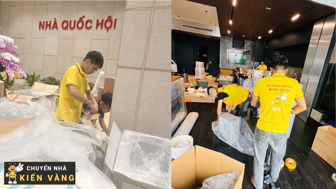 Nhân viên của Kiến Vàng đang vận chuyển đồ đạc cho khách hàng